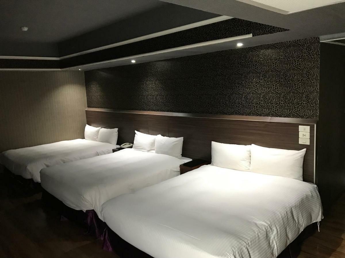 หลงเซียงโฮเต็ล Hotel เกาสง ภายนอก รูปภาพ