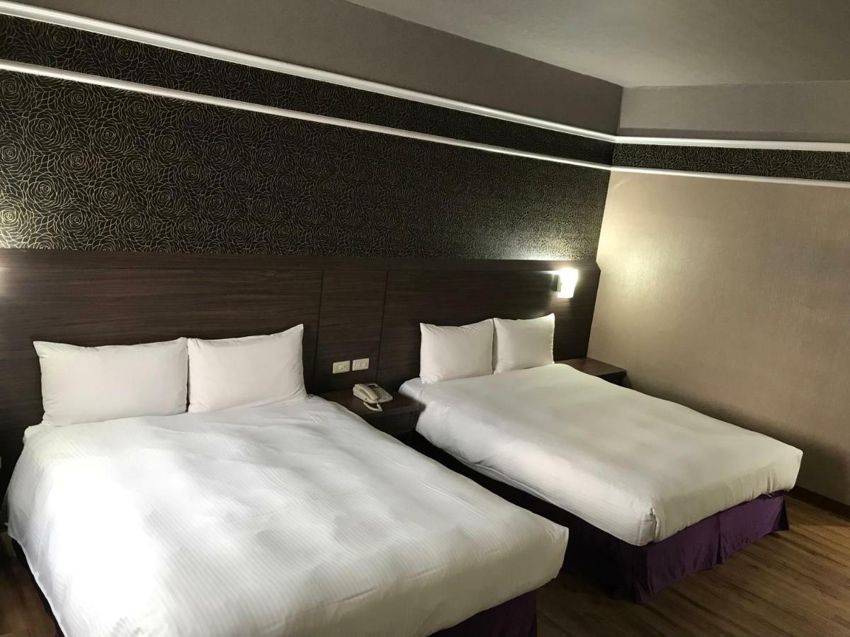 หลงเซียงโฮเต็ล Hotel เกาสง ภายนอก รูปภาพ